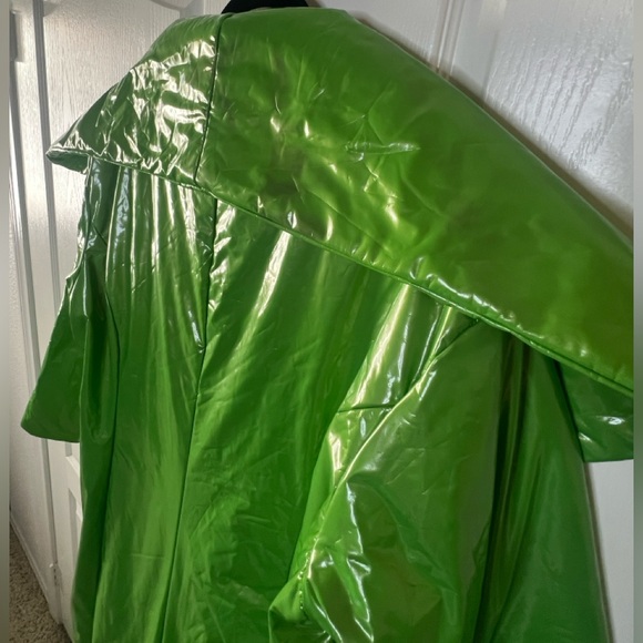 NWT- Fashion Nova Chartreuse Vinyl Trench/Rain Coat - Picture 6 of 7